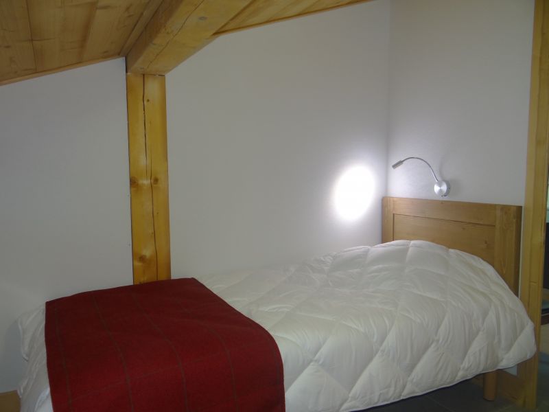 photo 10 Location entre particuliers Chtel appartement Rhne-Alpes Haute-Savoie chambre 2
