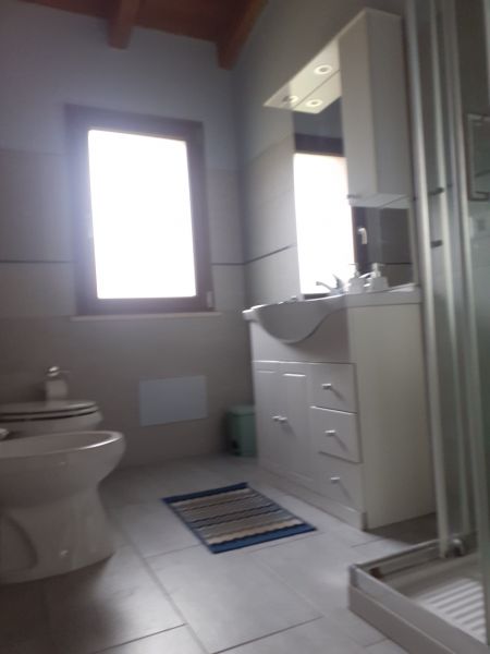 photo 10 Location entre particuliers Castiadas villa Sardaigne Cagliari (province de) salle de bain