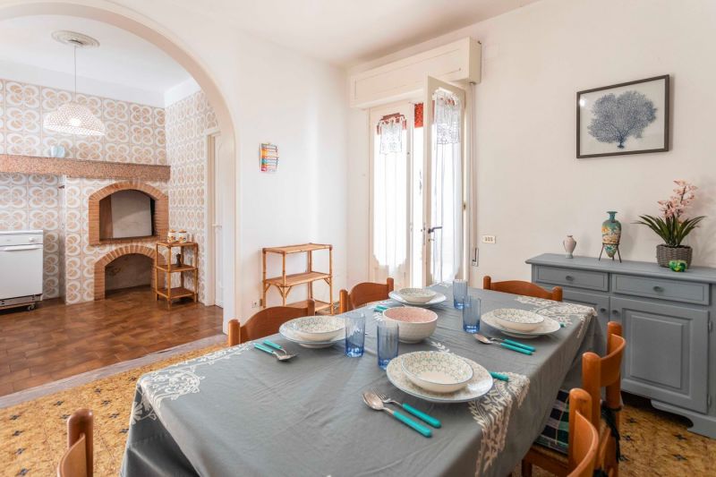 photo 10 Location entre particuliers Marina di Mancaversa appartement   Salle  manger