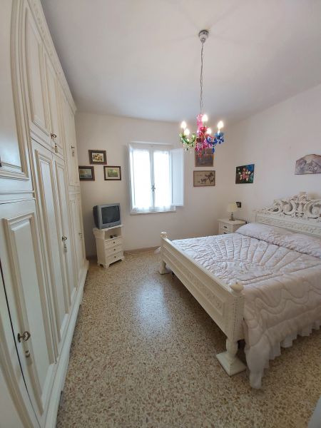 photo 15 Location entre particuliers San Vincenzo appartement Toscane Livourne (province de) chambre 2