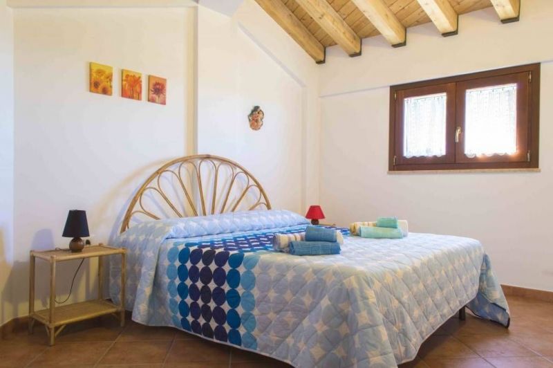 photo 9 Location entre particuliers Castellammare del Golfo villa Sicile  chambre 1