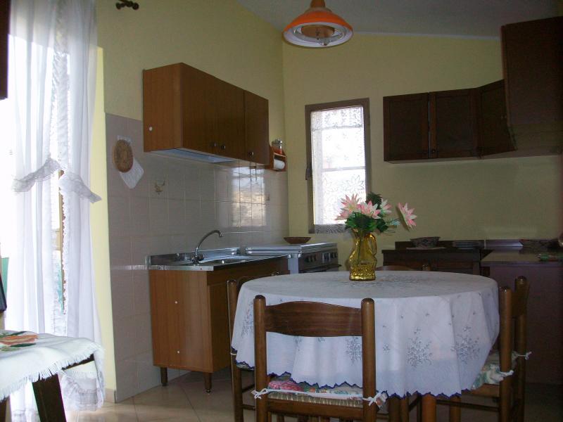 photo 7 Location entre particuliers Villasimius appartement Sardaigne Cagliari (province de) Cuisine indpendante