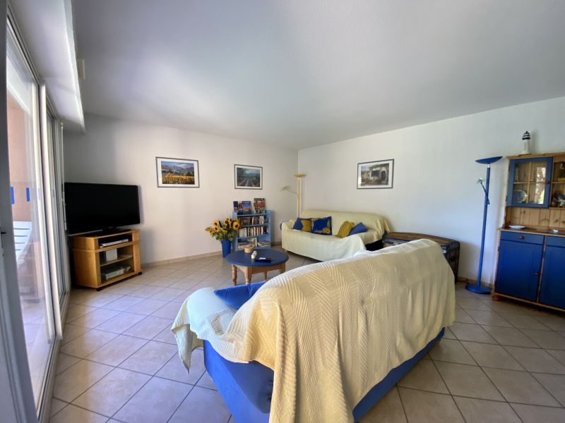 photo 5 Location entre particuliers Frjus appartement Provence-Alpes-Cte d'Azur Var Salon