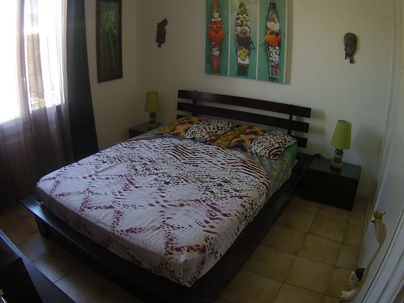 photo 17 Location entre particuliers Aigues Mortes villa Languedoc-Roussillon Gard chambre 2