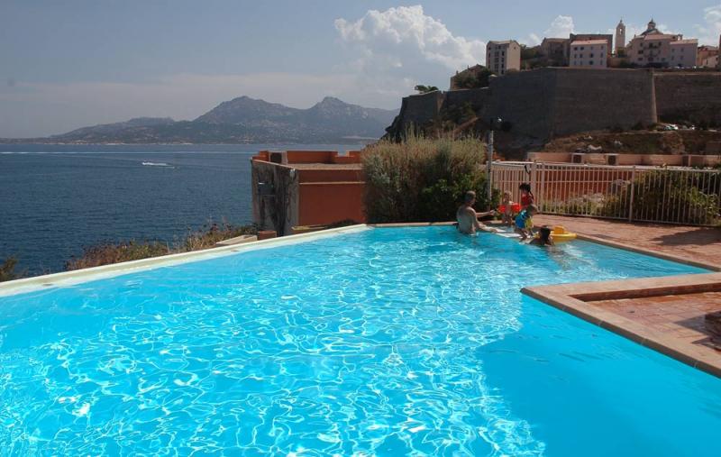 photo 7 Location entre particuliers Calvi studio Corse Haute-Corse Piscine